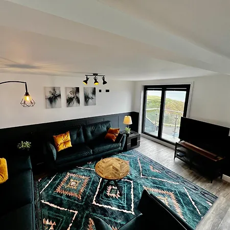 Penthouse North Sea Front Солтберн-бай-те-Си