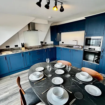 Penthouse North Sea Front