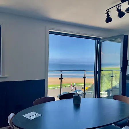 Penthouse North Sea Front